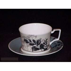    Noritake Twilight Meadow #4849 Cups & Saucers: Kitchen & Dining