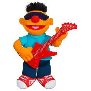  PLAYSKOOL Sesame LETS ROCK! Strummin Ernie: Toys & Games