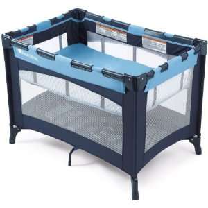 Foundations Celebrityâ¢ Portable Crib with Bassinet   Regatta   50 