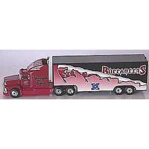   Tampa Bay Buccaneers White Rose Tractor Trailer 98