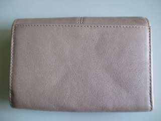   ASHLEY LEATHER COMPACT CLUTCH WALLET F46359 46322 $188 Gifts  