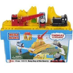   Thomas & Friends Busy Day at the Quarry Playset (10519): Toys & Games