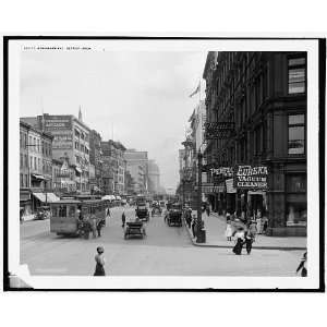 Woodward Ave.,Detroit,Mich.:  Home & Kitchen