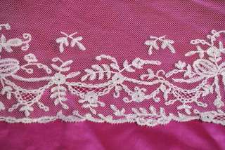 ANTIQUE BEAUITIFUL 15 YARDS BRUSSELS APPLIQUE LACE WIDE FLOUNCE 