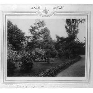  The garden of the Mekteb i Sultani / Abdullah Freres,Phot 