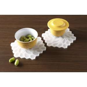    Modern twist Trivetz Studio Line   Hive   Salt: Home & Kitchen