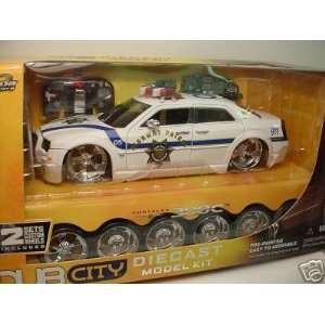  Jada Dub City Chrysler 300C Police Car 1:18 Scale Die Cast 