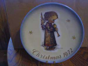 Schmid  1972 Christmas Plate by Sister Berta Hummel   
