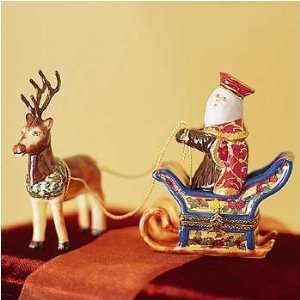  Santa In Sleigh With Reindeer: Home & Kitchen