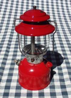 Nice Vintage Red Coleman Model 200A Single Mantle Camp Gas Lantern 