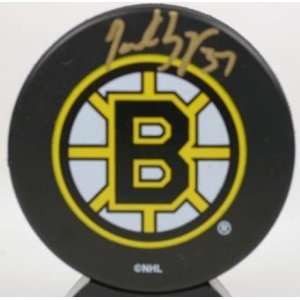  Patrice Bergeron Puck   Large Bd Logo   Autographed NHL 