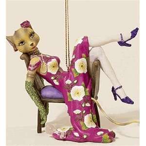  Alley Cats Kitty Diva Ornament