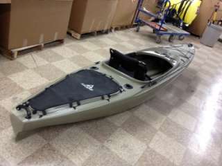 Nice Kayak in Desert Storm Color and a very confertable seat 