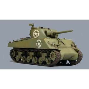  Hobby Boss 1/48 U.S M4A3 Medium Tank: Toys & Games