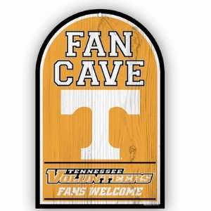  Wincraft Tennessee Volunteers Fan Cave Wood Sign: Sports 