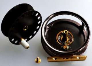 Caps Fishon No2 Classic Grizzly Fly Reel Vented  