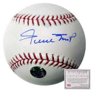  Willie Mays Autographed MLB Baseball