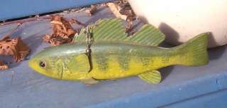  painted Green Ice fishing Spearing Wood Fish Decoy Wooden Lure  