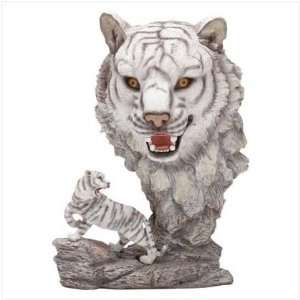  Fierce White Tiger Display #31404: Toys & Games