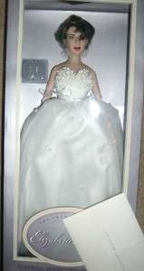 Elizabeth Taylor Franklin Mint White gown !!!!!  