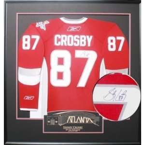  Sidney Crosby Signed N/A Framed Jersey   2008 Everything 