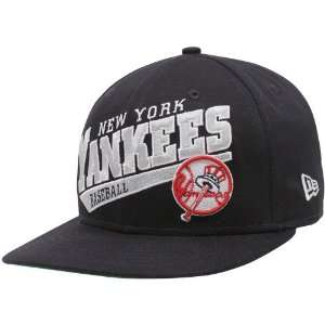   New Era New York Yankees Skew Script SnapBack Hat: Sports & Outdoors