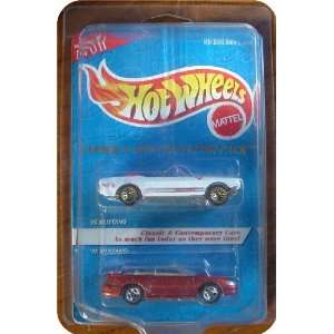 1996 Father & Son Hot Wheels Mustang Collector Pack   Exclusive AVON 