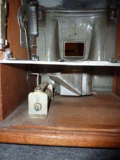Jennings Standard Chief 25 Cent Mechanical Slot Machine Circa 1945 