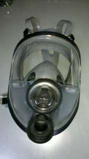   54400 Series Emergency Gas Mask Model 54401   Size M/L *NEW*  