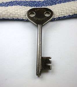 old antique safe Key, very rare, very good condition, solid and 