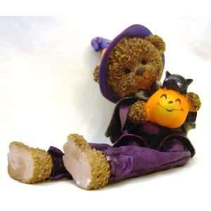  Halloween Ceramic Witch Teddy Bear Holding Cat in Pumpkin 
