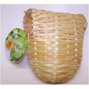  Prevue Pet Products Finch Bamboo Covered Bird Nest