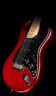   American Standard Stratocaster Electric Guitar Candy Apple Red  